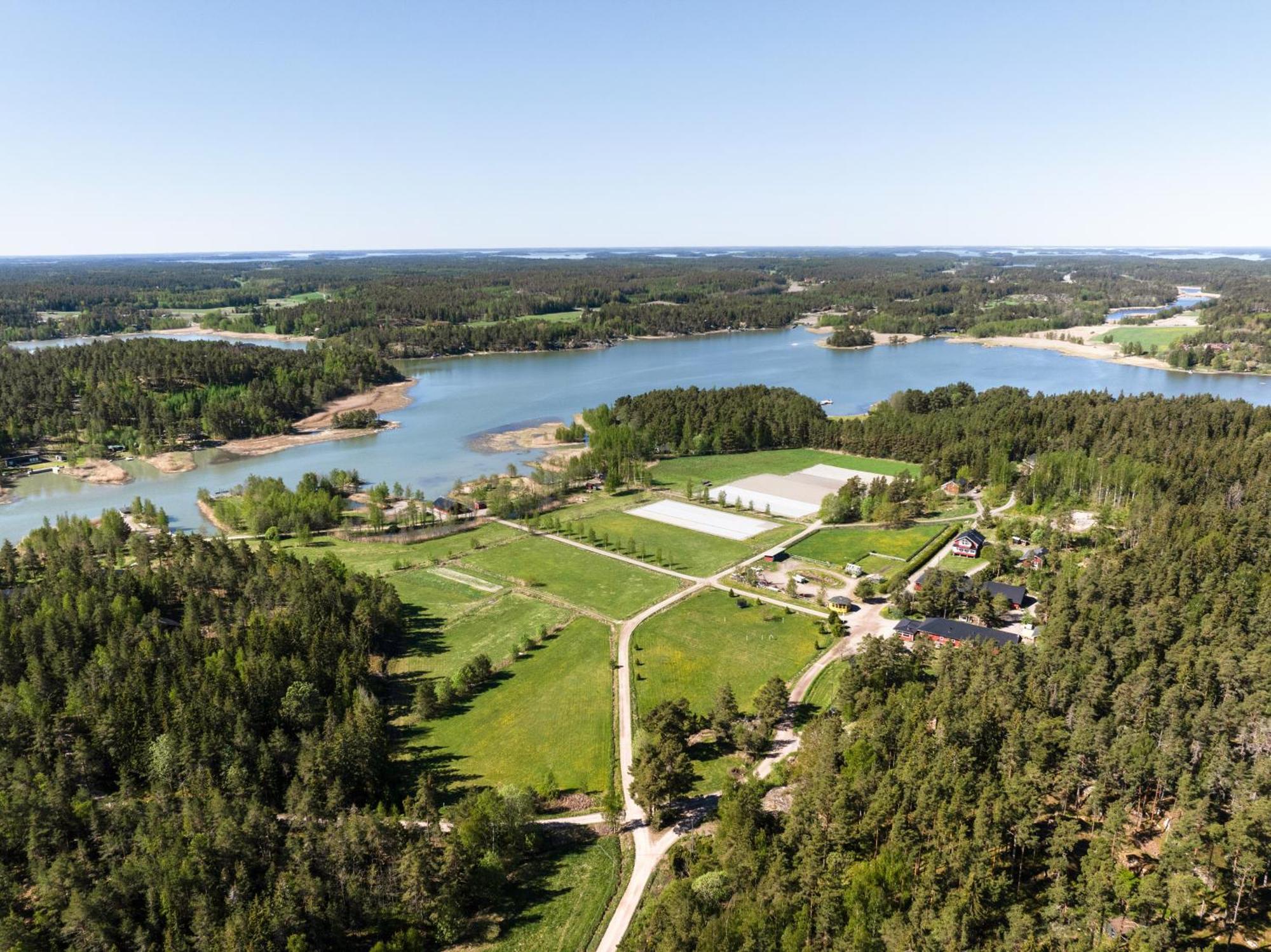 Lomahyppaeys Villa Naantali Kültér fotó