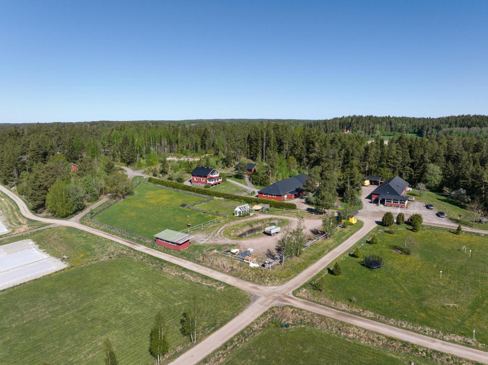 Lomahyppaeys Villa Naantali Kültér fotó